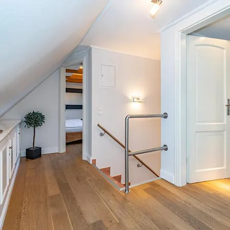 Apartman Ueues Lek