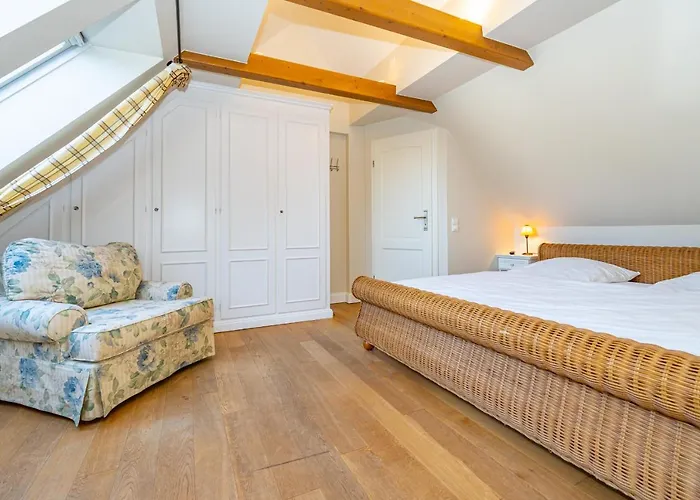 Ueues Lek Appartement