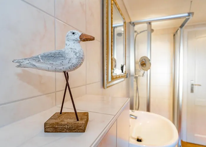 Ueues Lek Appartement *